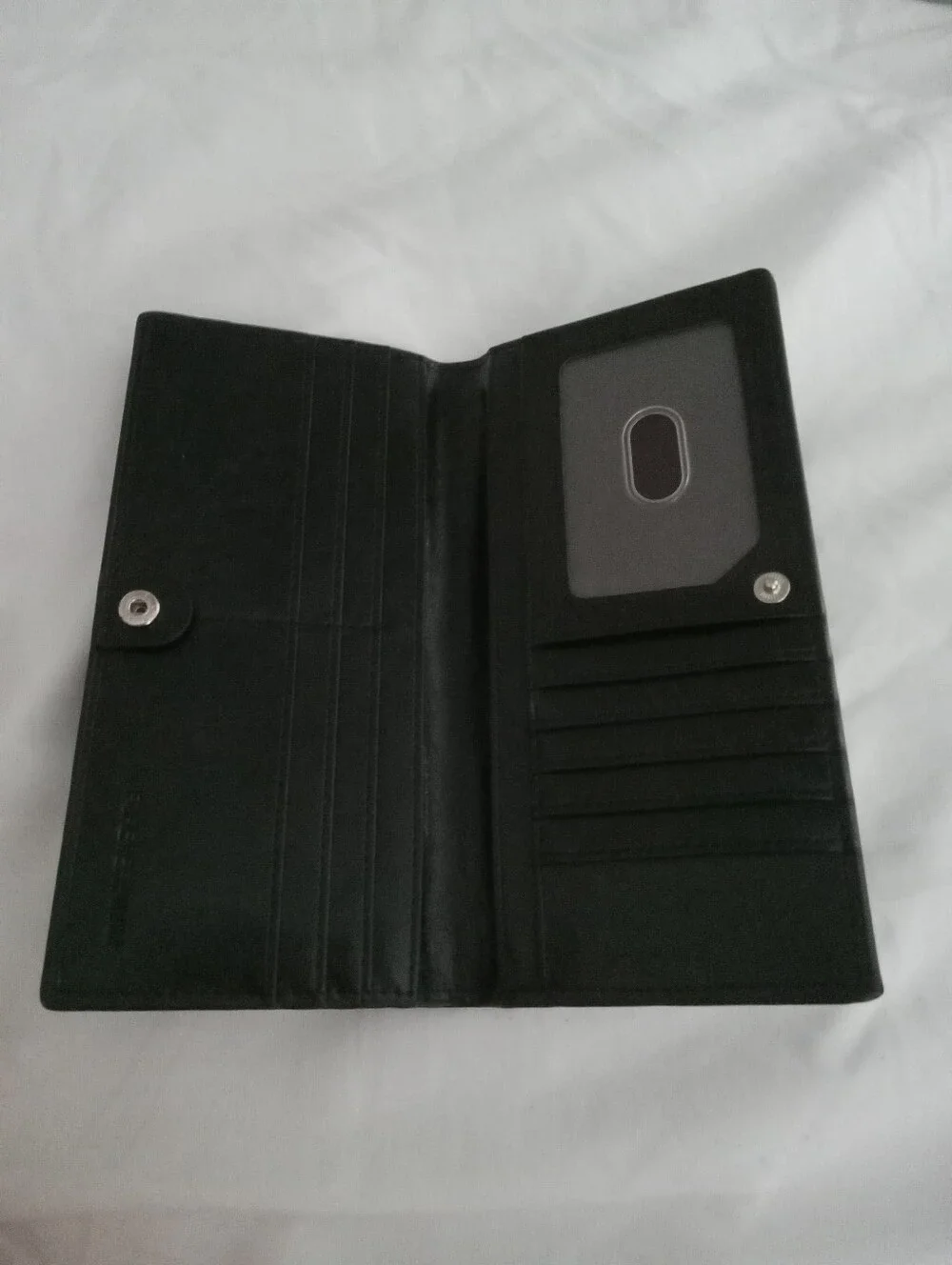 Ladies Sleek Black Leather Zip Wallet.   Faux Leather